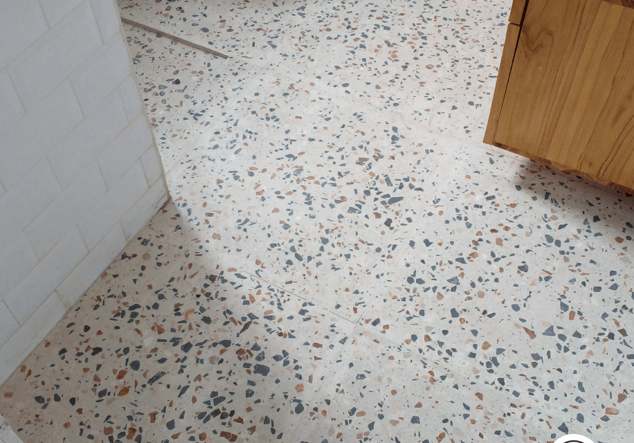 Inspirasi Desain Kamar Mandi Teraso Untuk Hunian Modern
